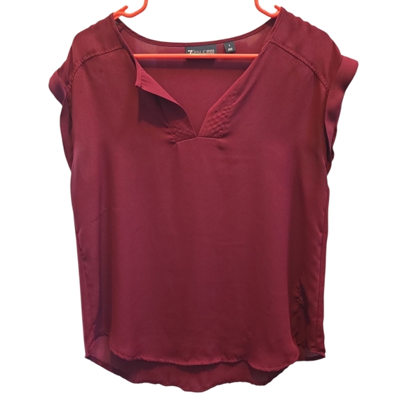 NEW YORK & CO Women’s Burgundy Top SZ S - Picture 1 of 6